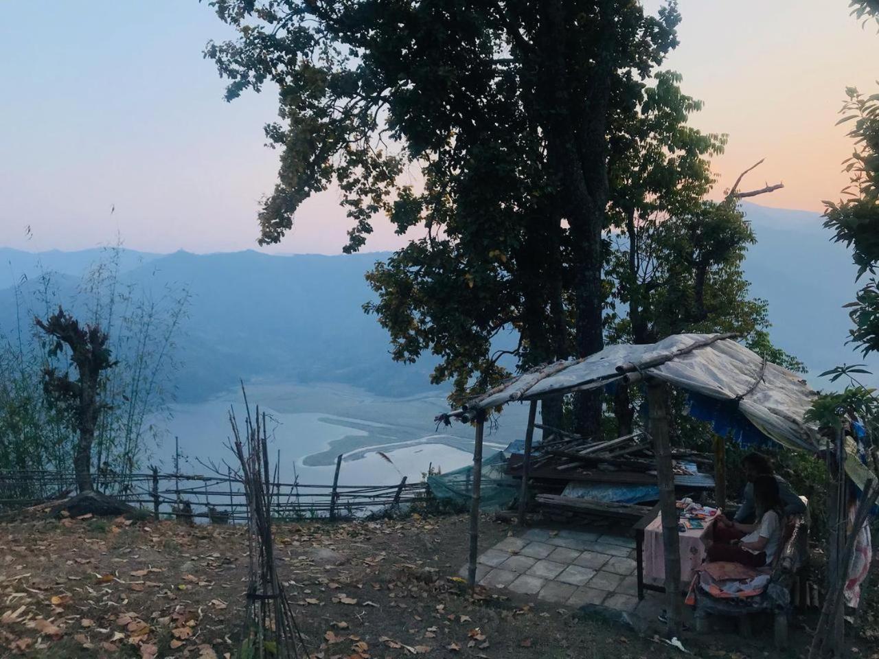 Hom'S Homestay & Farmstay Sarangkot Pokhara Exteriör bild