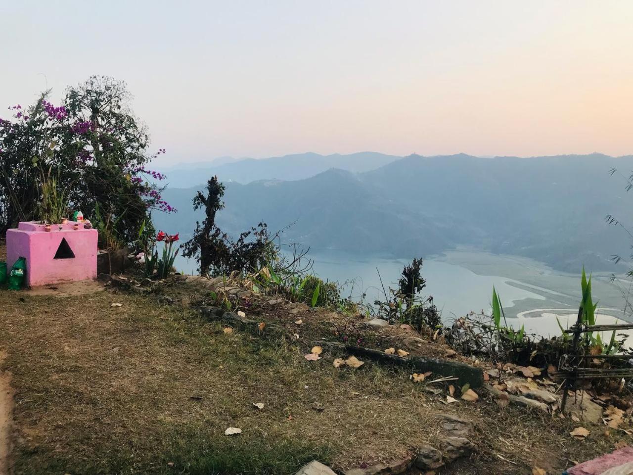 Hom'S Homestay & Farmstay Sarangkot Pokhara Exteriör bild