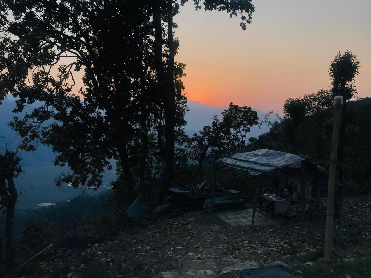 Hom'S Homestay & Farmstay Sarangkot Pokhara Exteriör bild